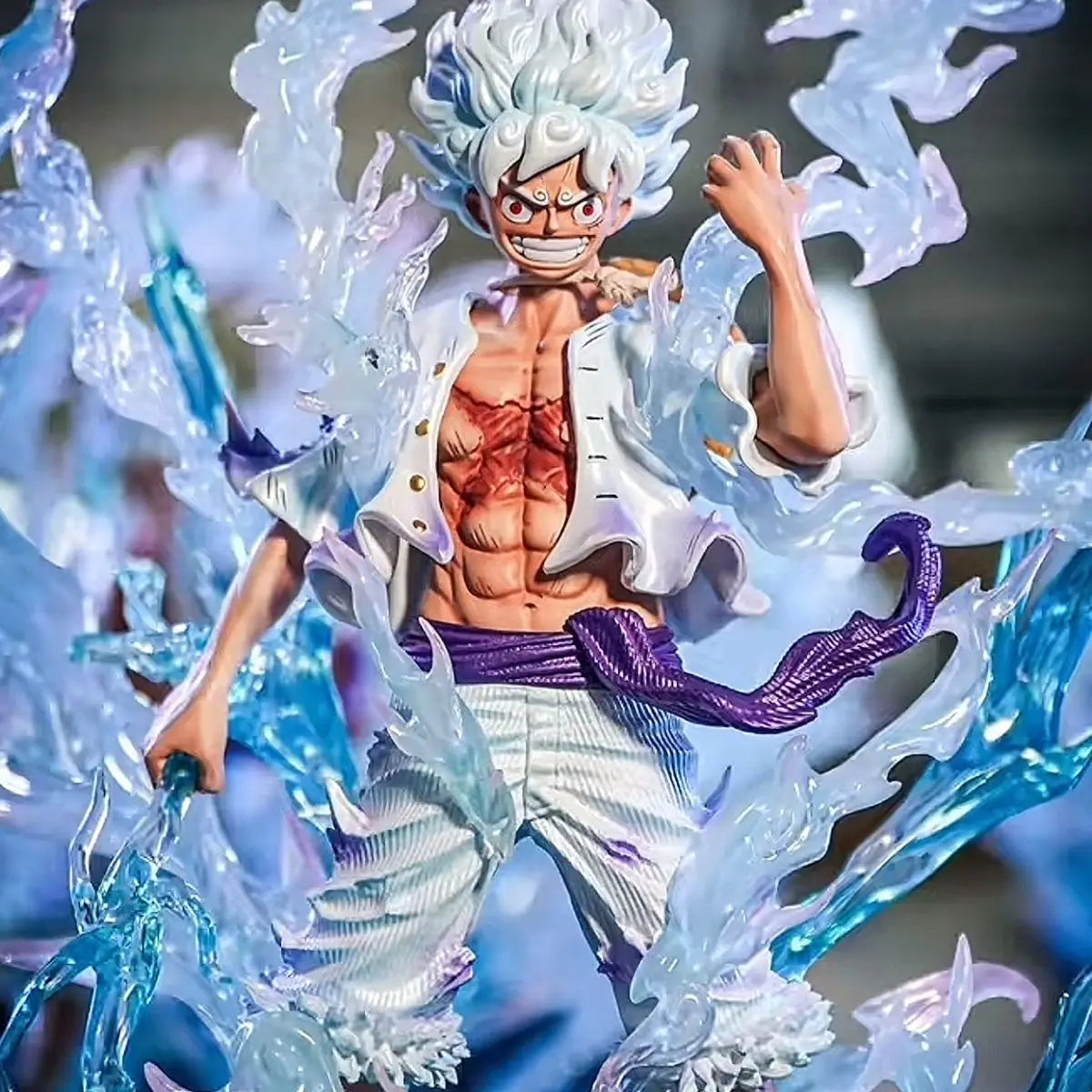 Luffy Gear 5 Figure