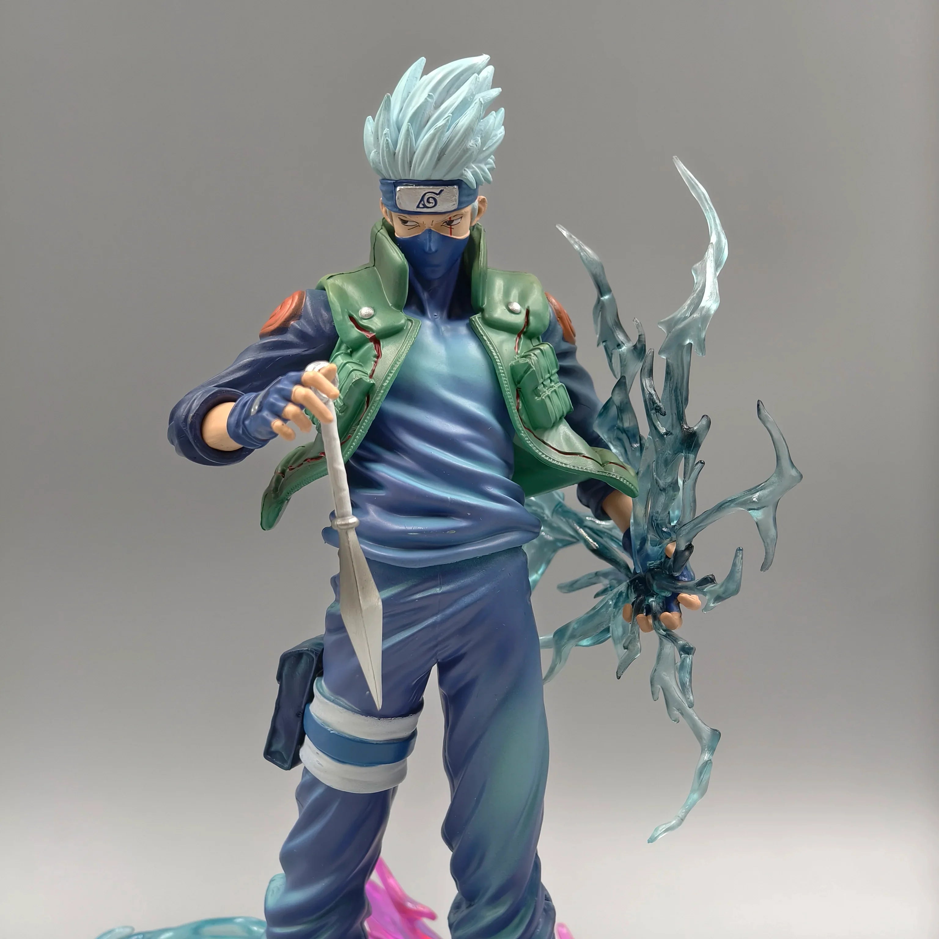 Stylowa Figurka Kakashi na Biurko