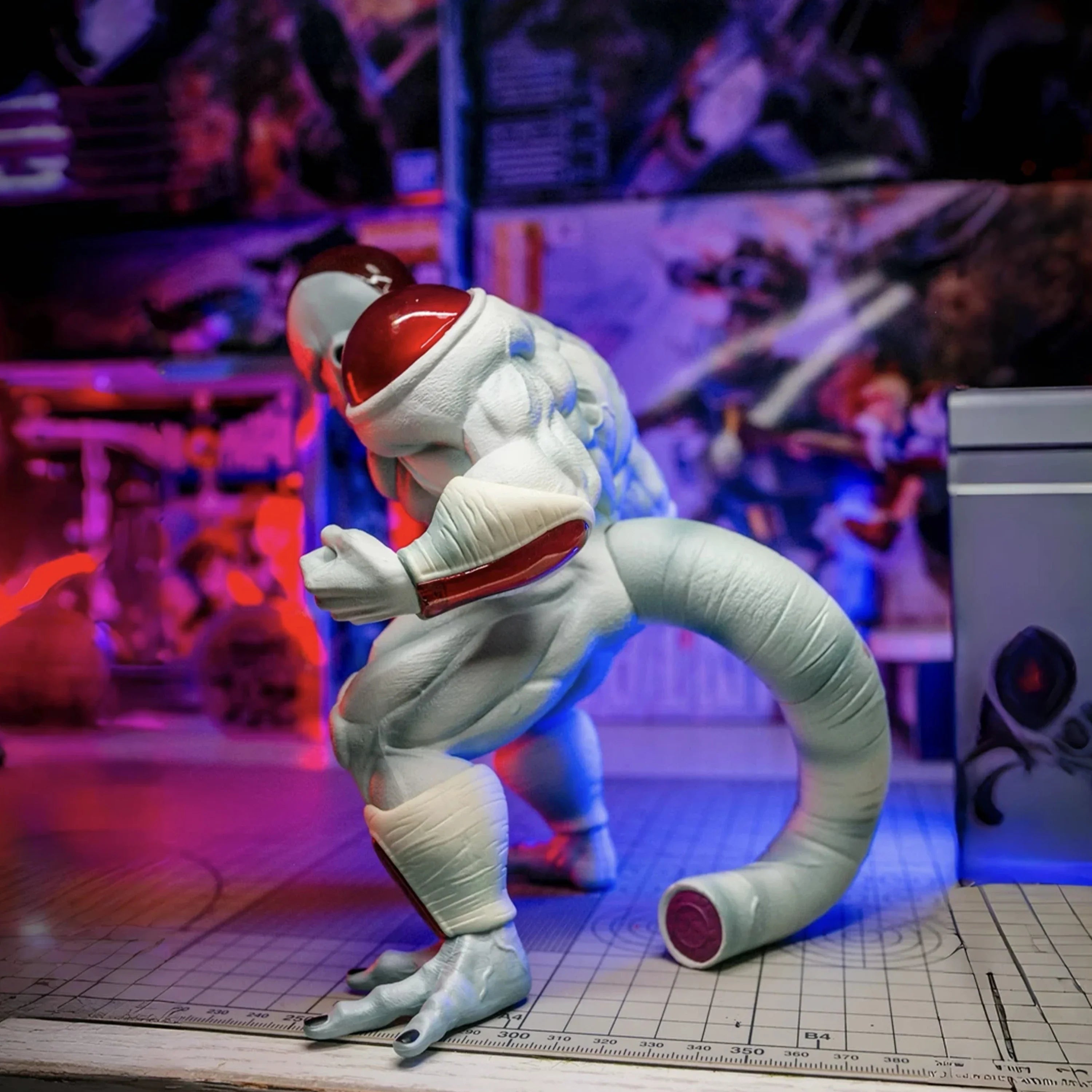 Figurka Frieza Pełnej Mocy