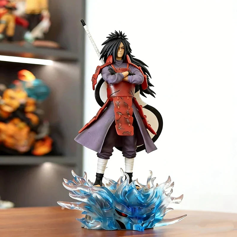 Madara Uchiha Świecąca Figurka